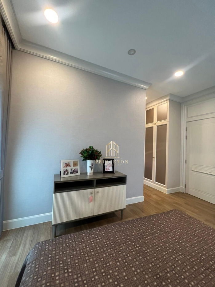 picture Luxury House For Sale Nantawan Rama 9 New Krungthep Kreetha Near Wellington International School and golf courses - 29/39