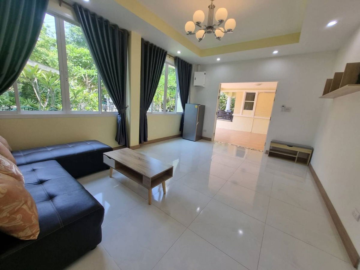 รูป ขายบ้านเดี่ยวพูลวิลล่า หมู่บ้านมัณฑนา โครงการ Land&House อ.หางดง 7 ห้องนอน 6 ห้องน้ำ พร้อมเฟอร์นิเจอร์และเครื่องใช้ไฟฟ้าครบ T.094-6511456 - รูปที่ 16/31