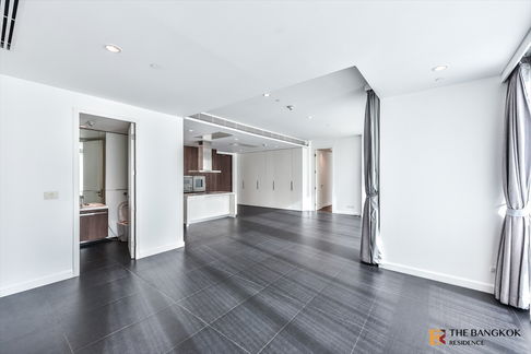 185 Rajadamri✨ Spacious unit with panoramic view of the city, 🌃 near BTS Ratchadamri 