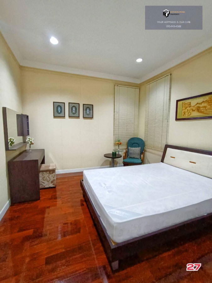 รูป Narasiri Sathorn-Wongwaen | บ้านสวย ทำเลดี หมู่บ้านติดถนนกาญจนาภิเษก #2025071810993 - รูปที่ 1/16