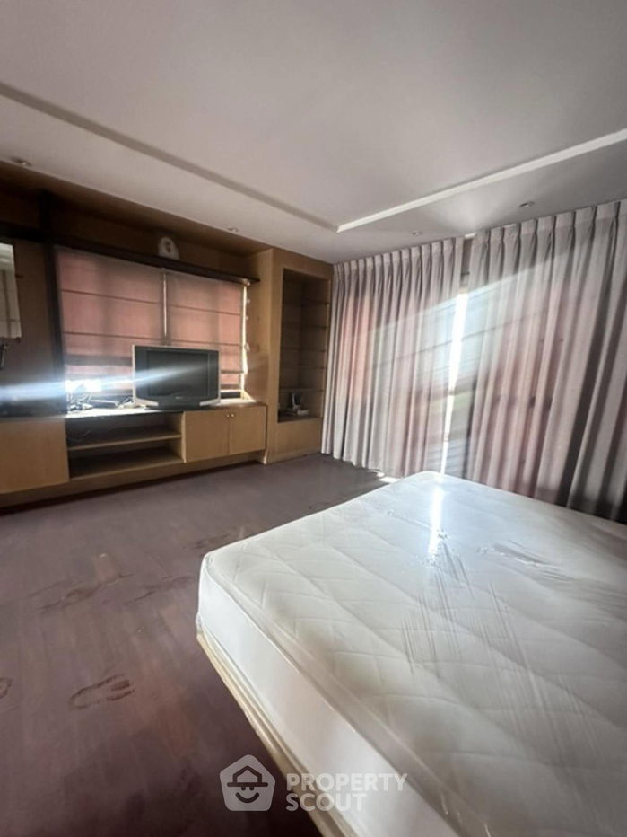 รูป บ้าน 4-ห้องนอน ใน ลาดยาว (ID 2021046) - รูปที่ 3/8