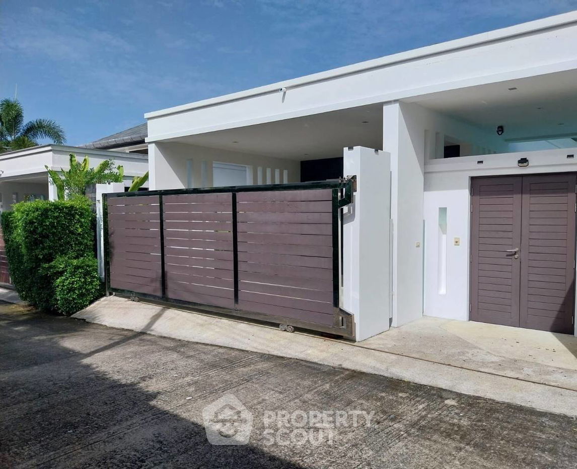 รูป วิลล่า 4-ห้องนอน ใน ราไวย์ (ID 2005680) - รูปที่ 15/16