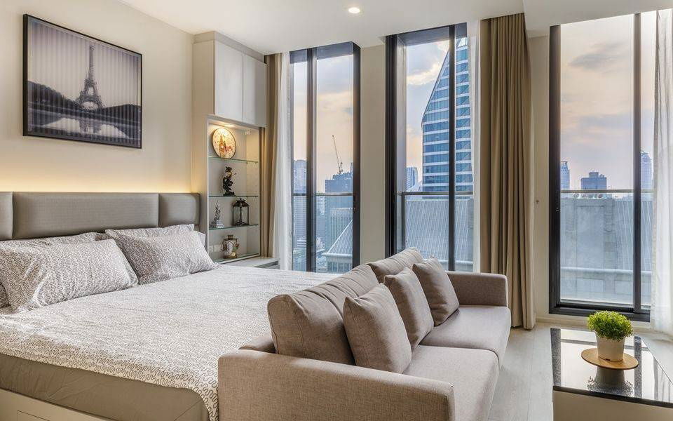 picture ♦ Prime Location ♦ Tower C, 25+ Floor | 1 Bedroom, 44.97 sq.m. | Condo skywalk connect to BTS ploenchit and Central Embassy. - 7/21