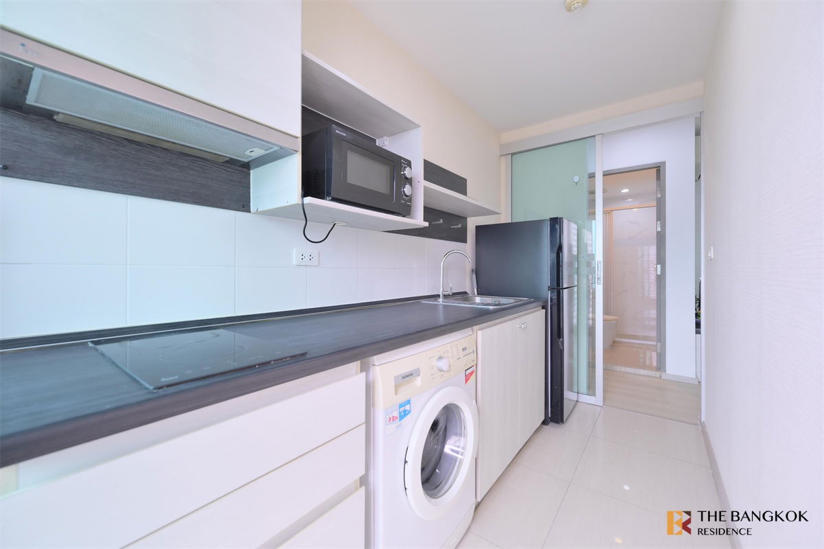 picture Life Ratchadapisek - the best price 3.65 MB , 1B1B size 38 sqm, very nice room and ready to move in ( Line ID: real_realestate or phone: 0842824246)  - 9/10