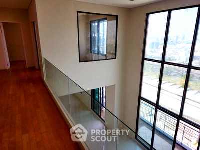 Condos for rent : 4-BR Duplex at Villa Asoke near MRT Phetchaburi (ID 1881958)