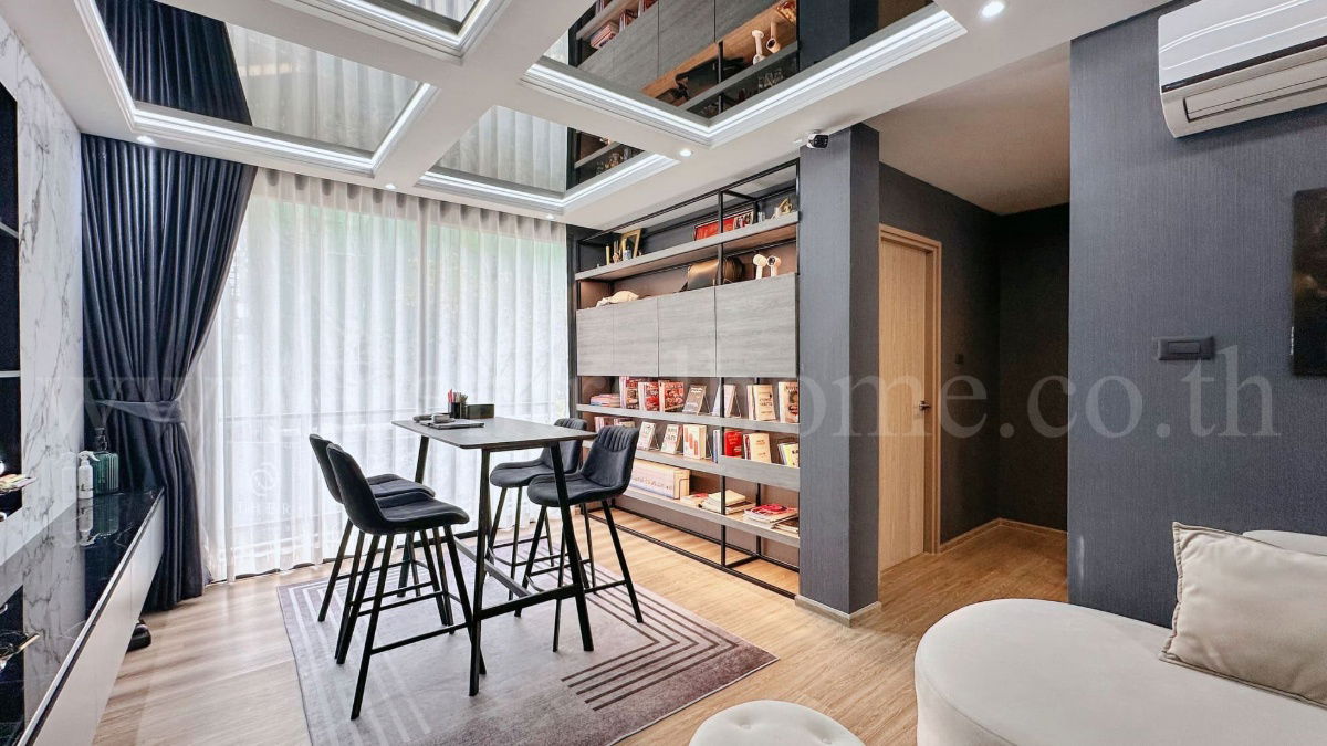 รูป ทาวน์โฮม เธอ ลาดพร้าว 93 ระดับ Luxury 3.5 ชั้น Fully Furnishe มีลิฟต์ในตัว พร้อมอยู่ - รูปที่ 9/19