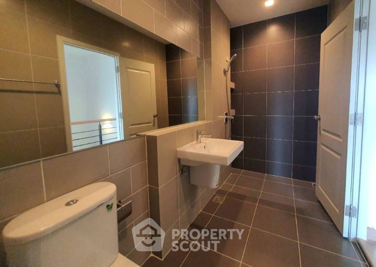picture 3-BR Townhouse in Nong Khaem (ID 2030463) - 6/7
