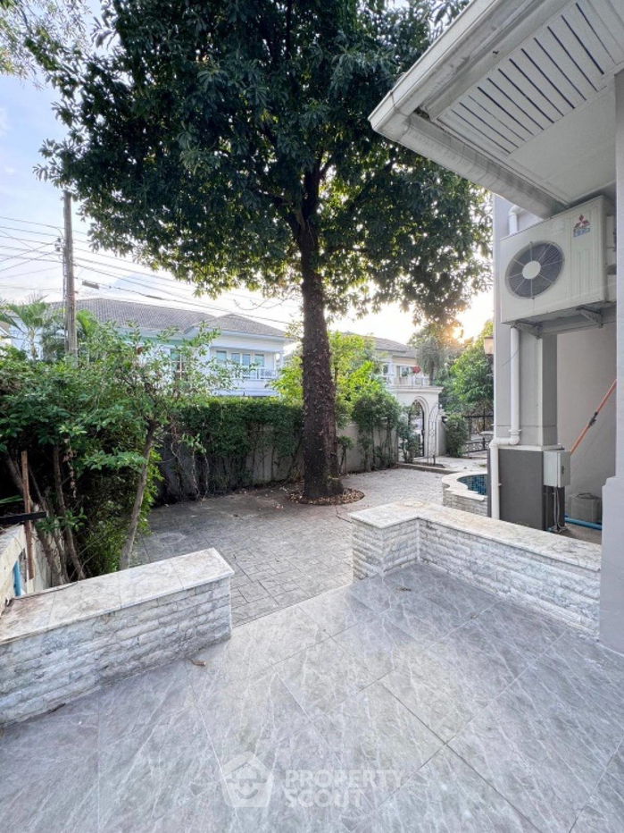 picture 4-BR House in Khlong Song Ton Nun (ID 1930137) - 14/24