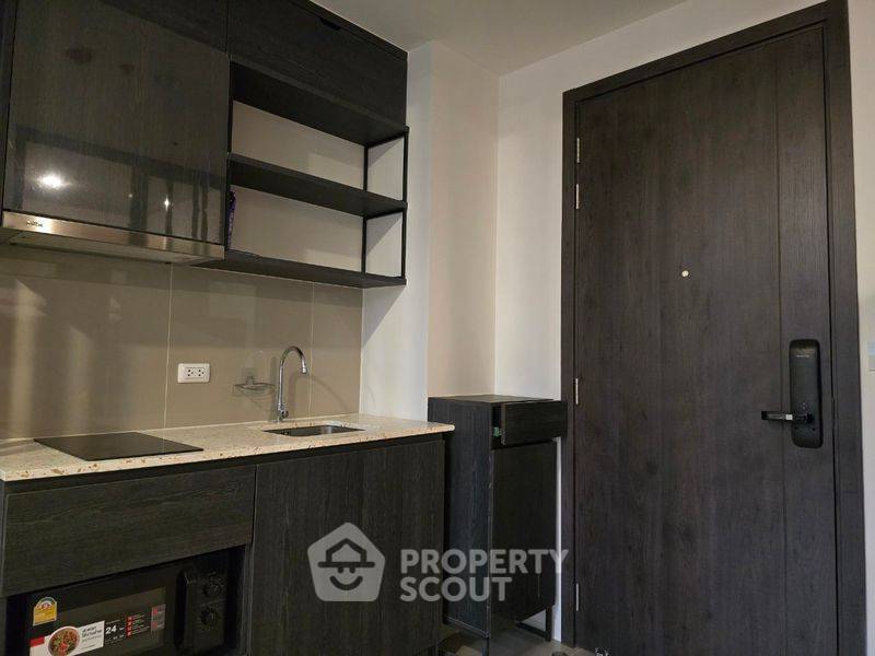 picture 1-BR Condo at XT Huaikhwang near MRT Huai Khwang (ID 2061753) - 2/12