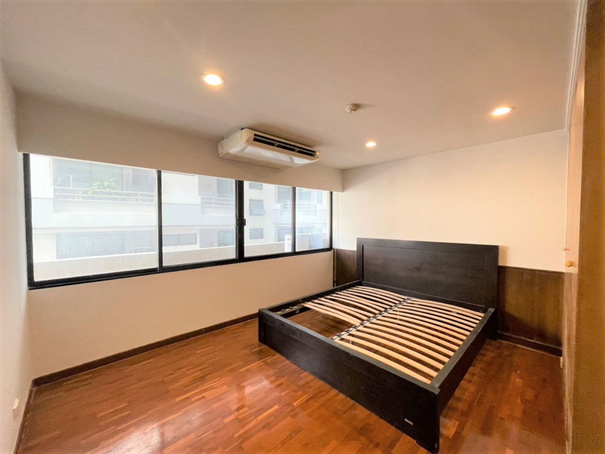 รูป LTHC12819 - Condo for sale คอนโด ขาย at Casa Viva คาซ่า วีว่า Size 145.94 sqm. 3 beds 3 baths Near BTS Ekkamai Station ONLY 9.9 MB - รูปที่ 7/10