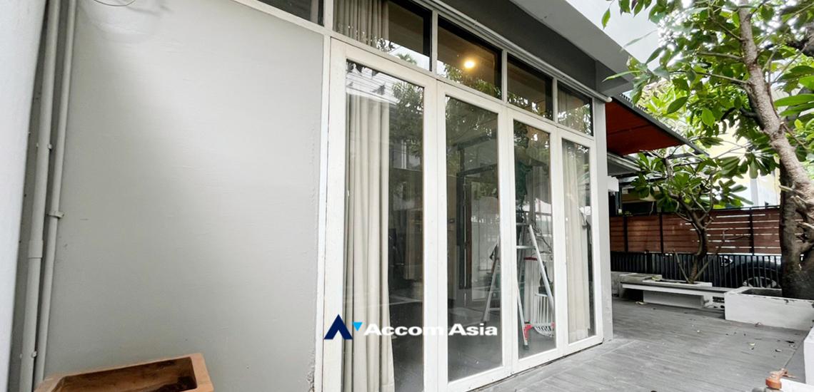 รูป 🔼🔽 AccomA 📩 Pet friendly 2 BR House in Khlong Ton Nuea (AA27280) - รูปที่ 16/17