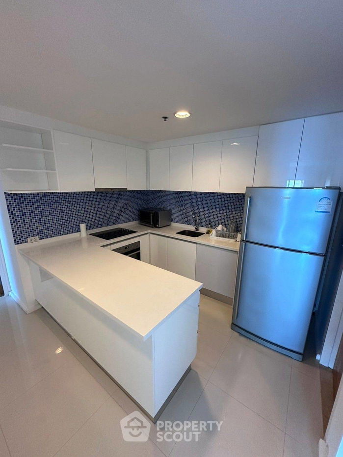 picture 2-BR Condo at The Royal Maneeya Condominium near BTS Chit Lom (ID 1483515) - 9/26