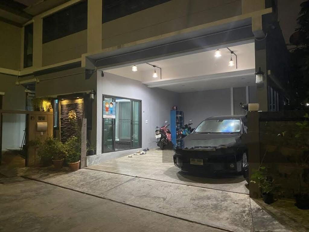 รูป P0058 ขายบ้านที่โครงการ! เดอะ แพลนท์ เอสทีค พัฒนาการ The Plant Estique Pattanakarn - รูปที่ 5/10