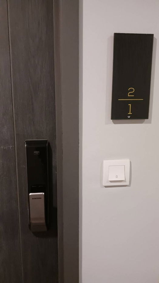 picture Code: KJ7673  for rent IDEO Mobi Sukhumvit 40 // Line ID: @kjcondo (with @) // - 4/15