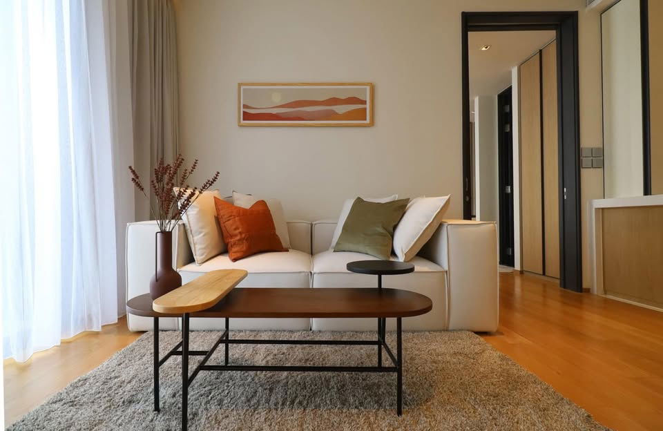 picture Beatniq Sukhumvit 32 1Bedroom with Bathtub Corner Unit Take Clear view - 1/8