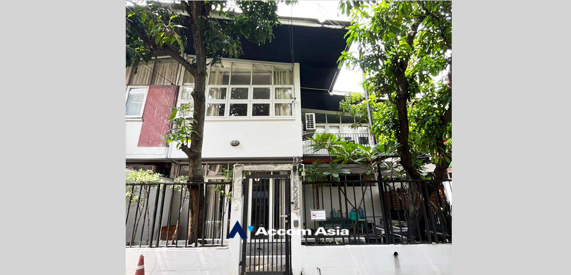 รูป 🔼🔽 AccomA 📩 Pet friendly 2 BR House in Khlong Ton Nuea (AA27280) - รูปที่ 1/17