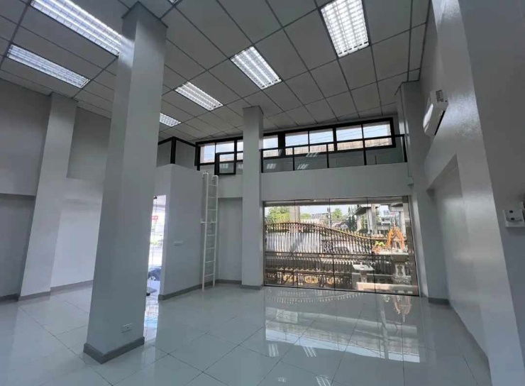 รูป 🏢✨ ให้เช่าสำนักงาน 4 ชั้น ติดถนนบรมราชชนนี 

 - รูปที่ 3/10