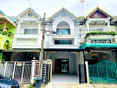 ทาวน์โฮม กรุงเทพมหานคร : ขาย ทาวน์เฮ้าส์ 17 ตร.ว. หมู่บ้านตะวันนา ซอยจตุโชติ 12 สุขาภิบาล 5 - สายไหม