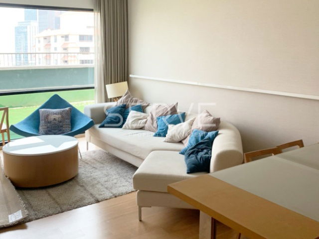 picture  1 Bed with Bathtub Nice Room Unblock view  City View Good Location Close to BTS Ari  @  Noble Reflex - 4/11