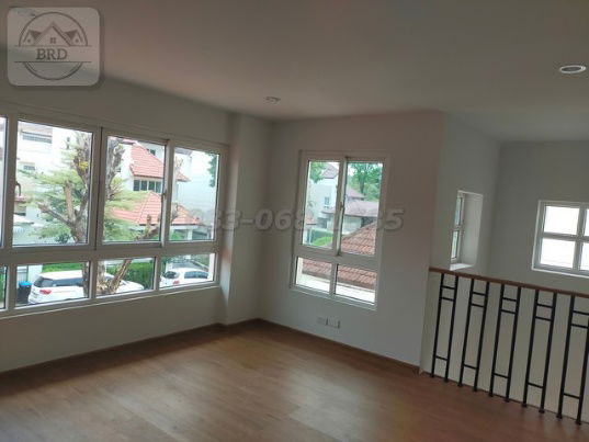 picture Fully Renovated 3-Storey Detached House | Villa Nakarin Sukhumvit 77–Sukhaphiban 2 | Only 27 Mins to Thonglor | THB 12.5M - 11/19