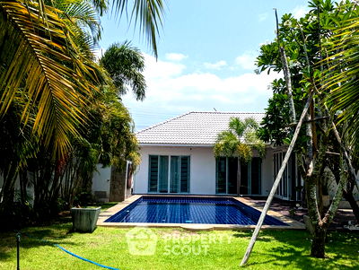 Houses for rent Pran Buri Prachaubkirikhan : 2-BR Villa in Wang Phong (ID 2188239)