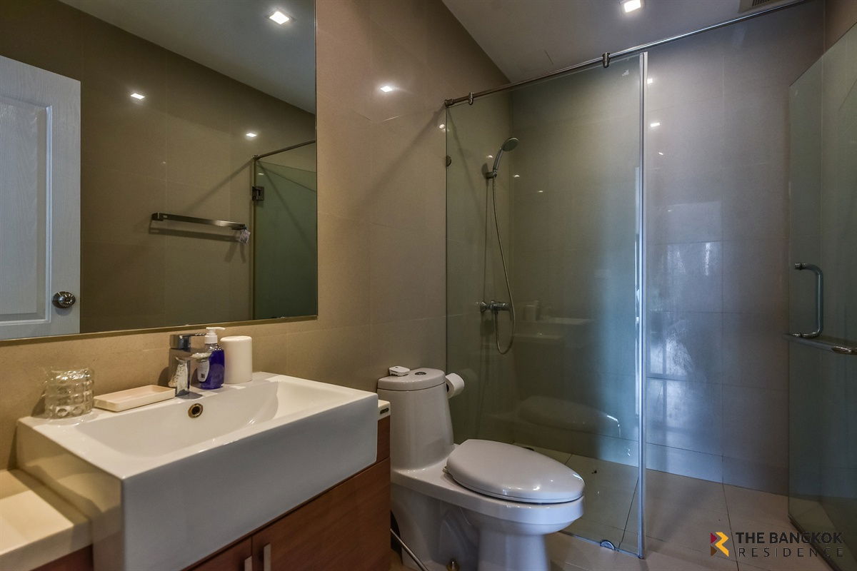 picture The room is free for rent. Very cheap. BTS Ari NOBLE RED 1B1B50SQM. Only 25k/Month. - 4/4