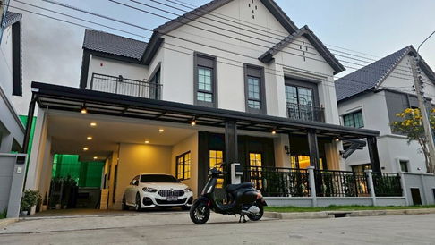 P ขายบ้านเดี่ยว 2 ชั้นหมู่บ้านเซนโทร บางนา 56 ตารางวา