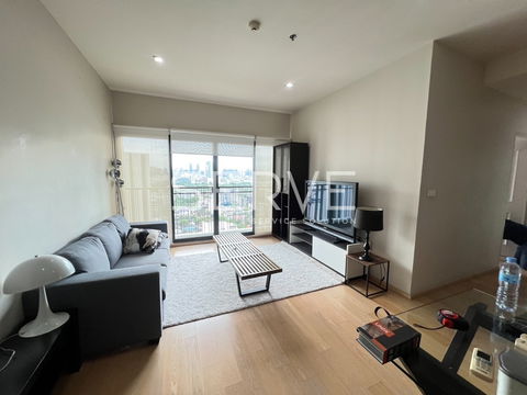 🔥36K/Mo🔥ห้องมุม2นอน ราคาดีมาก! มีอ่างอาบน้ำ ห้องแต่งหรู เฟอร์จัดเต็ม คอนโดทำเลดีมาก เดินทางง่ายใกล้ BTS อารีย์  @ Noble Reform