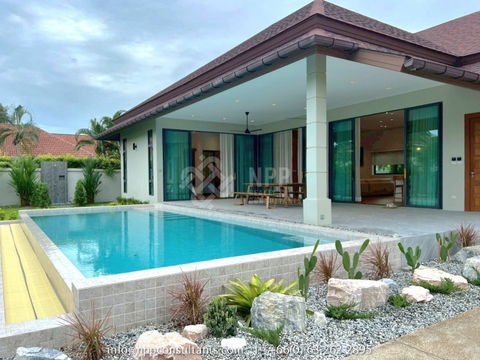 Modern Balinese Villa near Black Mountain, Hua Hin