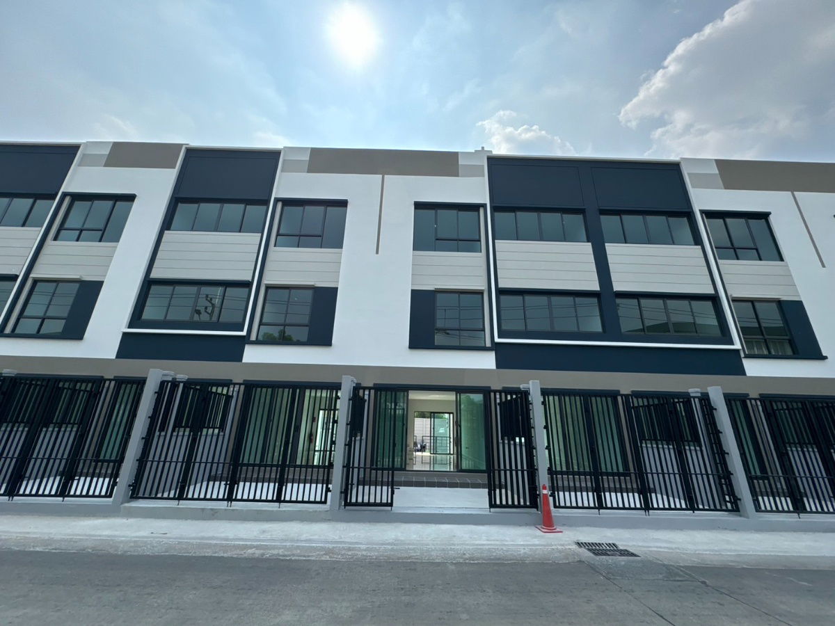 รูป WS1485 🏢 ให้เช่า! โฮมออฟฟิศ 3 ชั้น โครงการ District พหลโยธิน–วิภาวดี ใกล้ BTS ห้าแยกลาดพร้าว เพียง 30,000 บาท/เดือน - รูปที่ 1/14