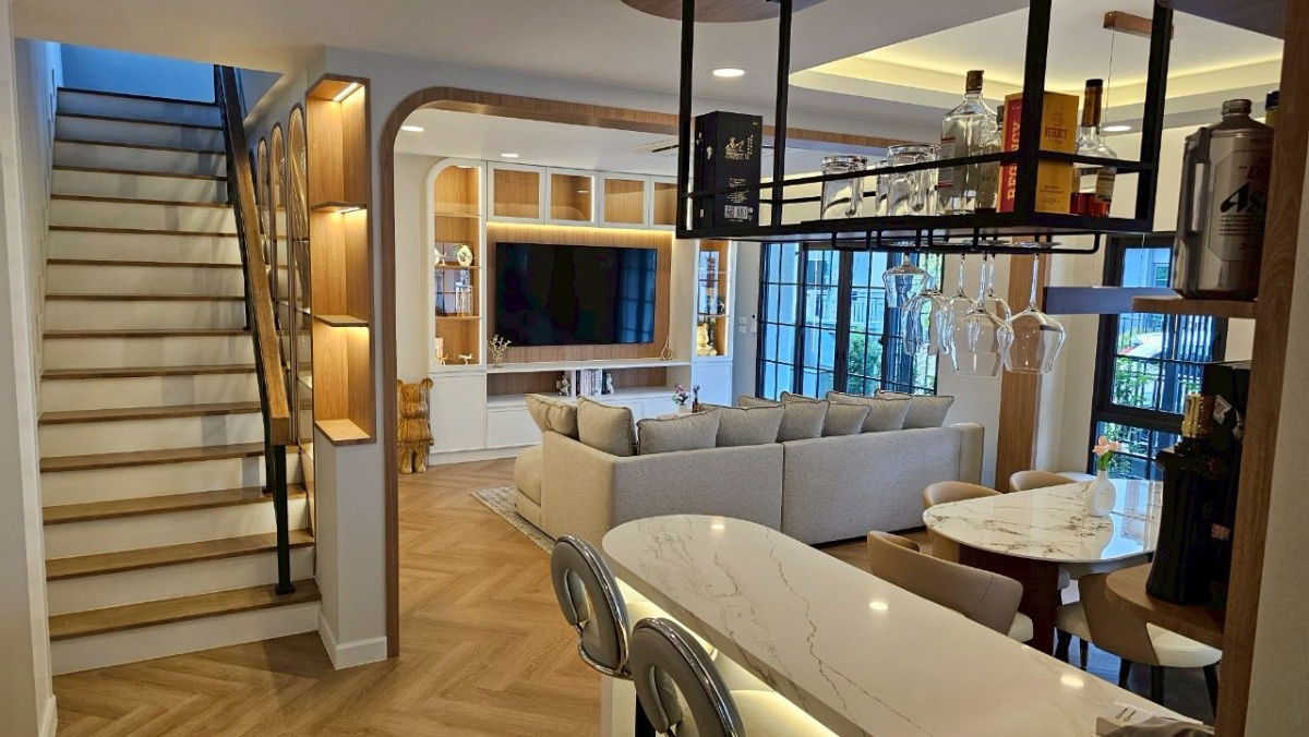 picture Single house for sale, Centro Bangna project, luxury house, Modern Luxury style, convenient transportation, near MEGA Bangna- SW002742 - 3/11