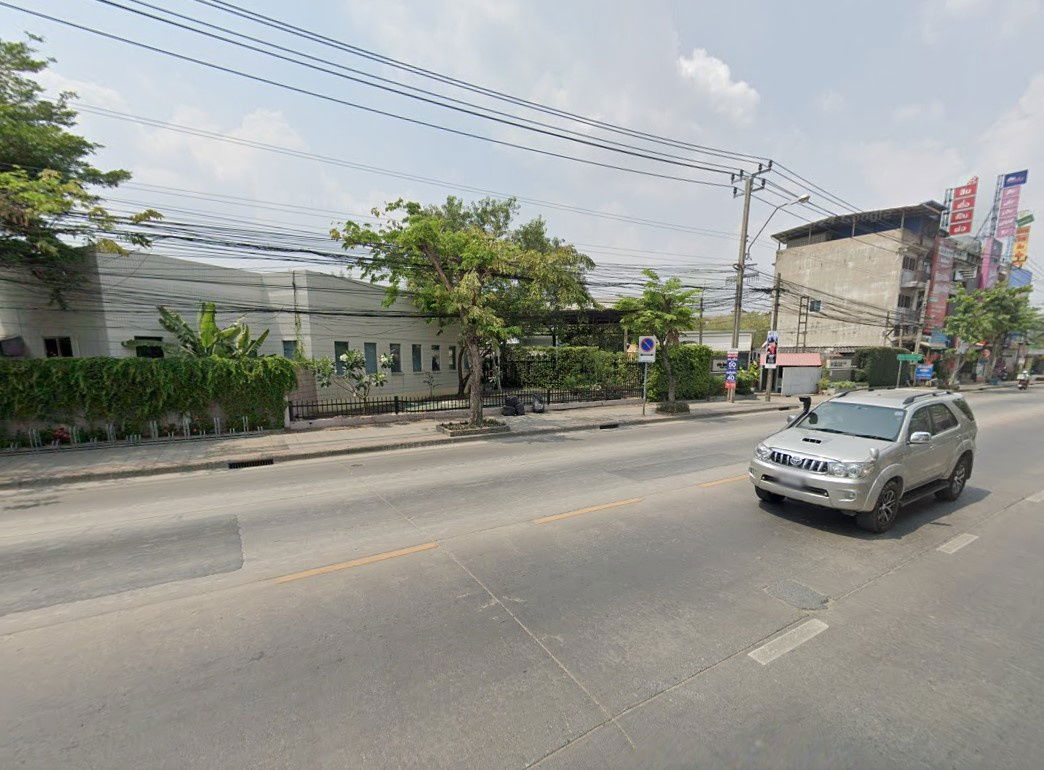 รูป ขายที่ดิน 9-3-3.0 ไร่ ติดถนนคู้บอน ใกล้ MRT สถานีคู้บอน - รูปที่ 2/4