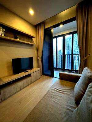 Condos for rent : Ashton Asoke. 1bed 35sqm. Line id: @pfagent
