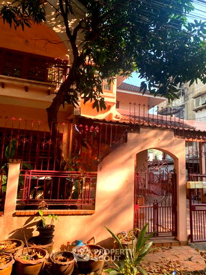 Houses for sale Srinakharinwirot University Prasanmit Campus : 3-BR House near MRT Phra Ram 9 (ID 2026146)