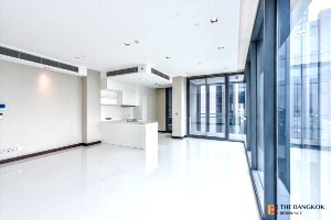 Condos for sale : ⚡Luxury Unit Available Now!⚡ Q1 Sukhumvit, Ultra Luxury near BTS nana