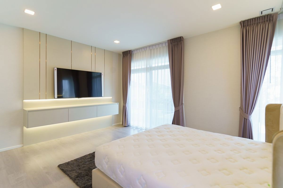 picture Mantana Bangna-Wongwaen | Near Burapha Withi Expressway - 3/15