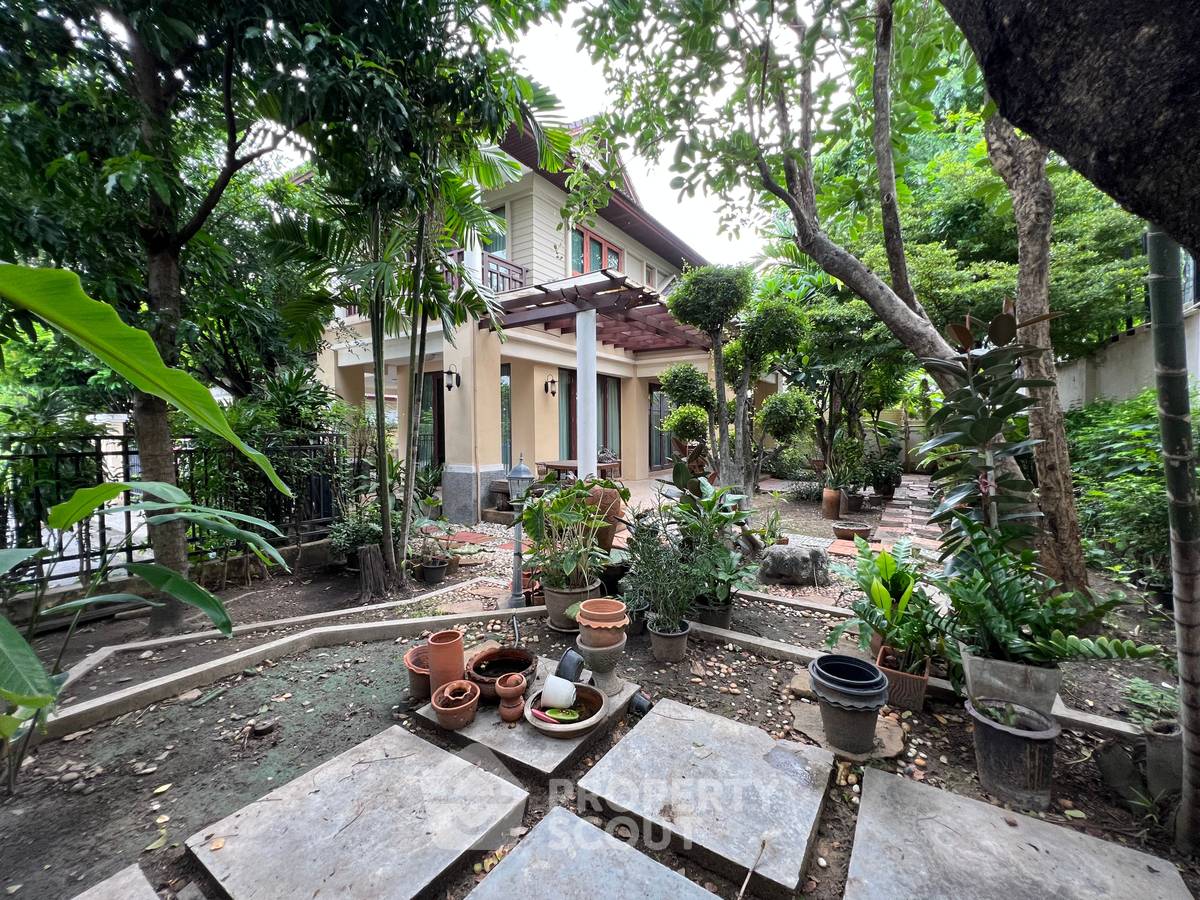 รูป บ้าน 4-ห้องนอน ใน ลาดพร้าว (ID 1727436) - รูปที่ 10/48