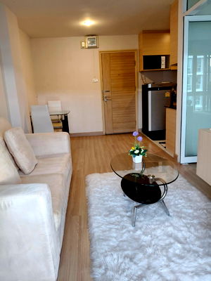 Condos for sale Maya Chiang Mai : The Wing Place Condo For Sale! ,Corner room ,Near Maharaj Chiangmai hospital. hosp