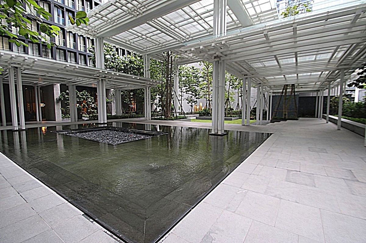 picture Code: KJ7687  for rent Noble Ploenchit // Line ID: @kjcondo (with @) // - 13/16