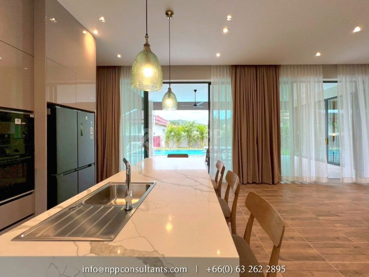 picture Modern Balinese Villa near Black Mountain, Hua Hin - 8/10
