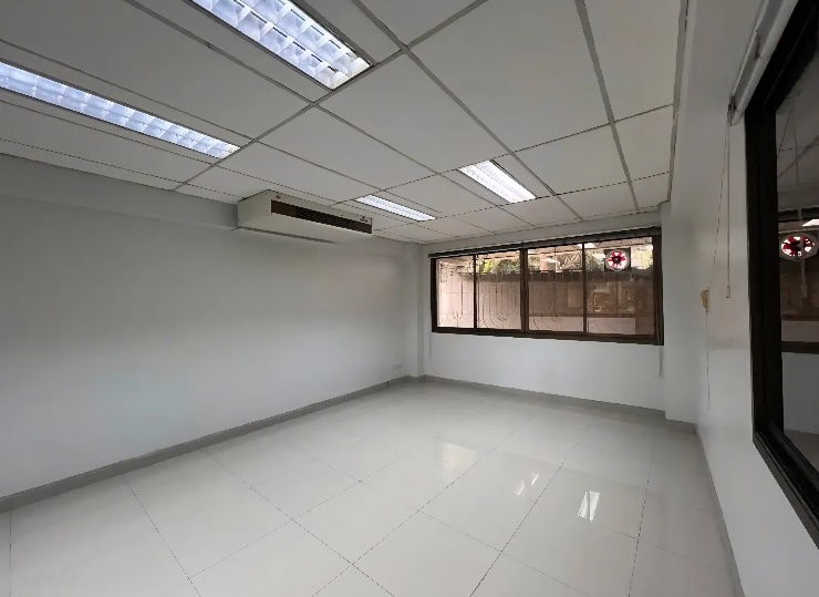 รูป  ให้เช่าสำนักงาน 4 ชั้น ติดถนนบรมราชชนนี - รูปที่ 6/10