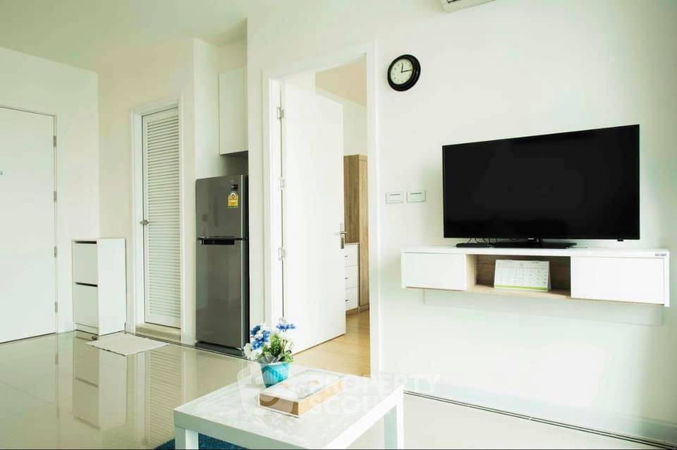 picture 1-BR Condo at T.c. Green Rama 9 near MRT Phra Ram 9 (ID 2057951) - 3/10