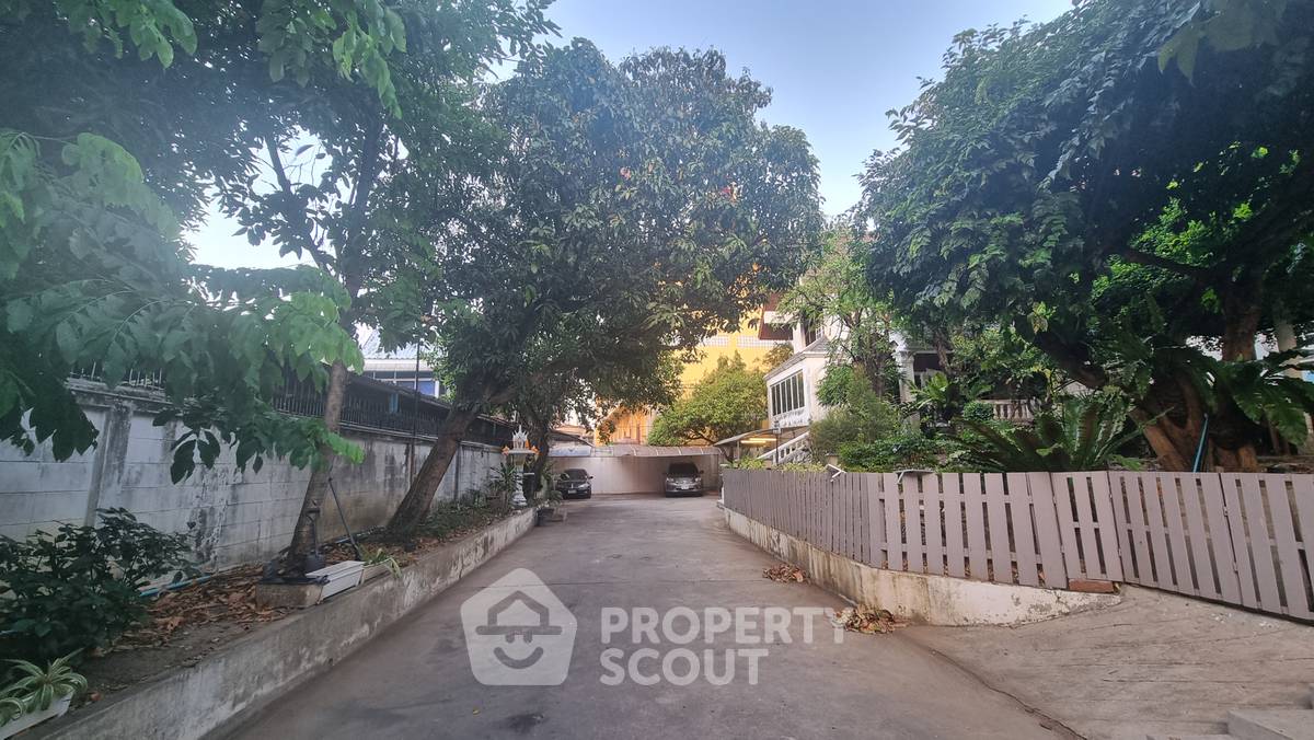 picture 9-BR House near MRT Bang Yi Khan (ID 2027712) - 7/21