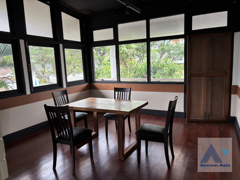 picture 🔼🔽 AccomA 📩 Elegant Japanese-style residence with serene garden in Sukhumvit (50128) - 9/13