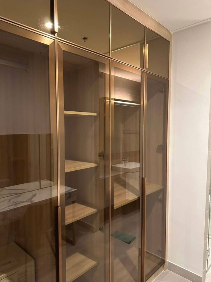 picture ♦ Prime Location ♦ Tower A, 10+ Floor, Type A05 | 1 Bedroom, 47.00 sq.m. | Condo skywalk connect to BTS ploenchit and Central Embassy. - 7/11