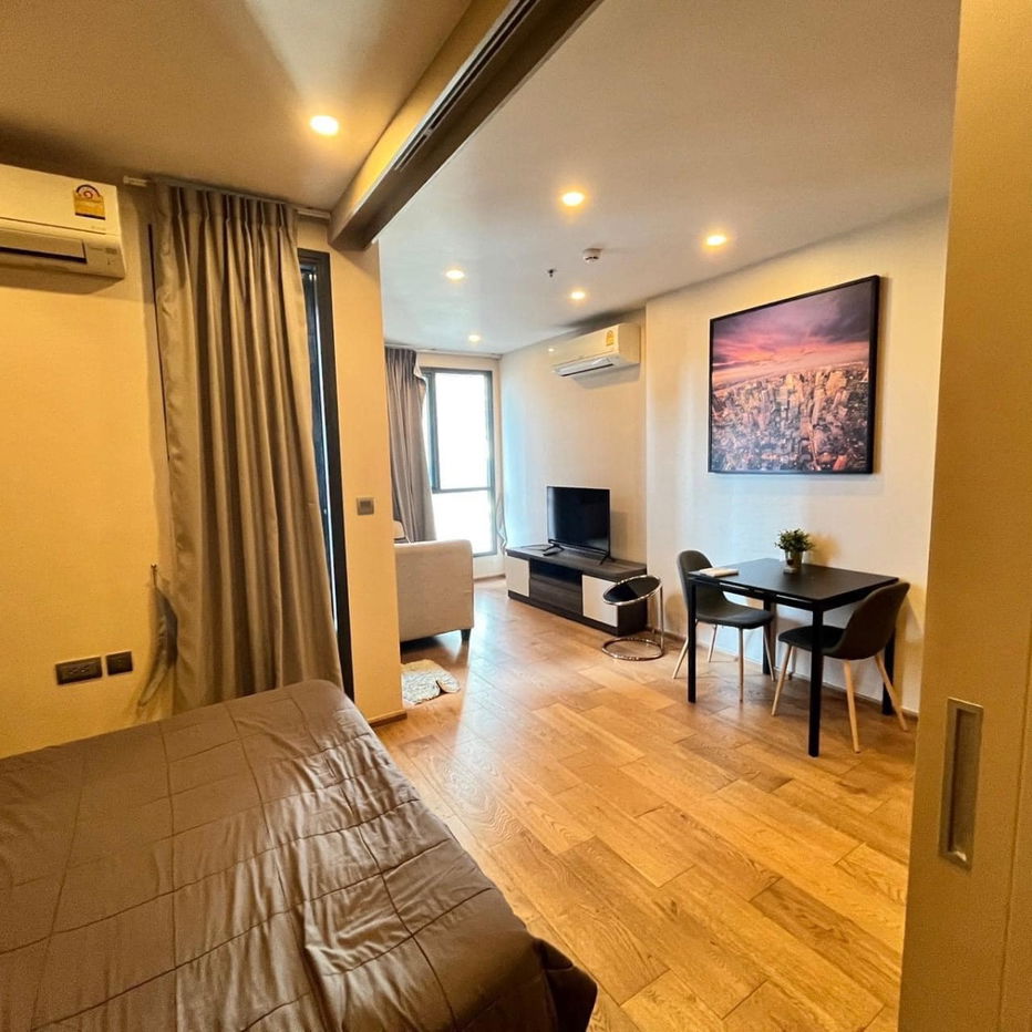 รูป คิว ชิดลม เพชรบุรี 1 ห้องนอนชั้นสูง 35 ตรม ใกล้ประตูน้ำ central world 19,500 บาท - รูปที่ 5/7