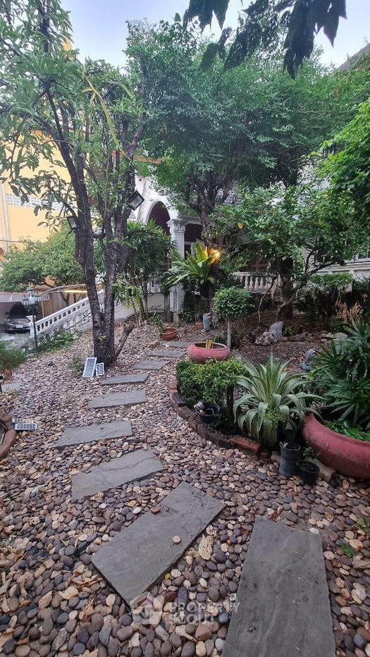 picture 9-BR House near MRT Bang Yi Khan (ID 2027712) - 8/21