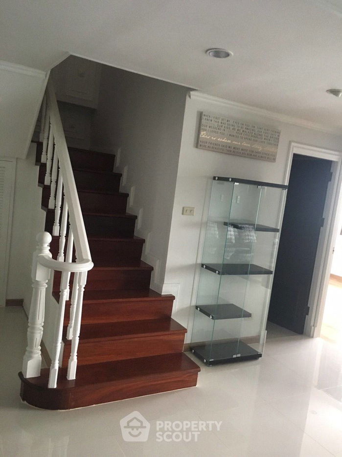 picture 3-BR Condo at Monterey Place Sukhumvit 16 near MRT Queen Sirikit National Convention Centre (ID 2185714) - 8/16