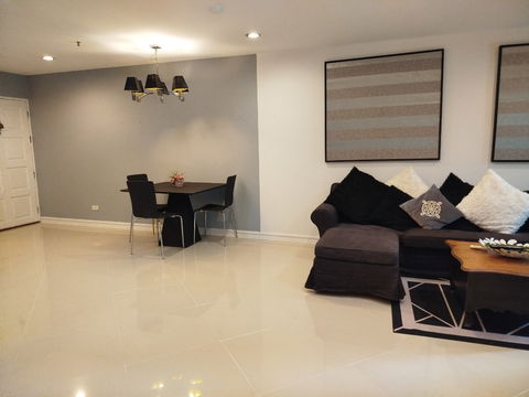 Wittayu Complex Condo For Rent | CODE : RS899