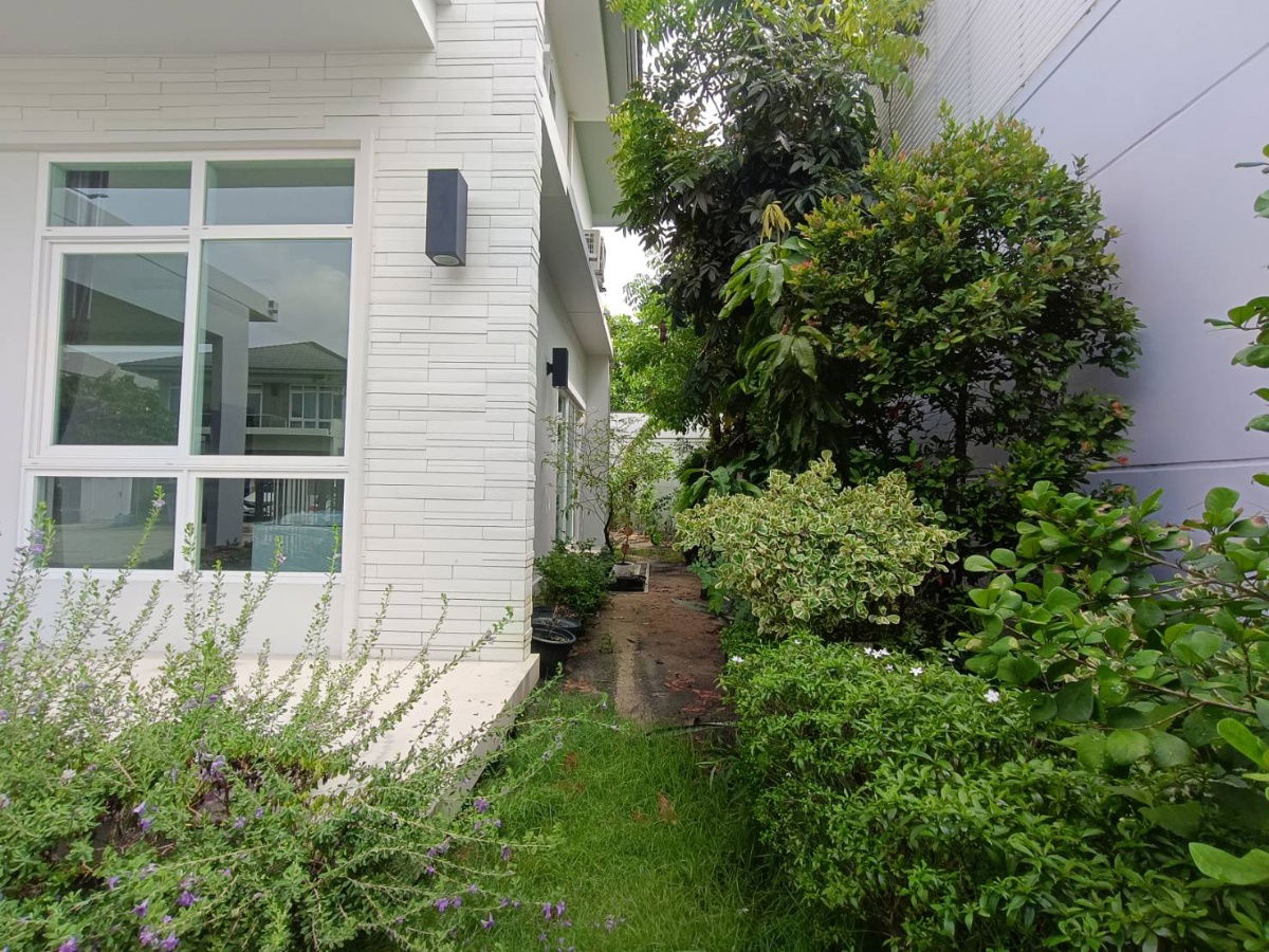 picture Mantana Bangna-Wongwaen | Near Burapha Withi Expressway - 15/16